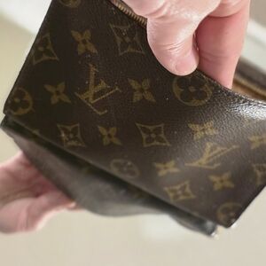 Louis Vuitton Monogram Wallet
